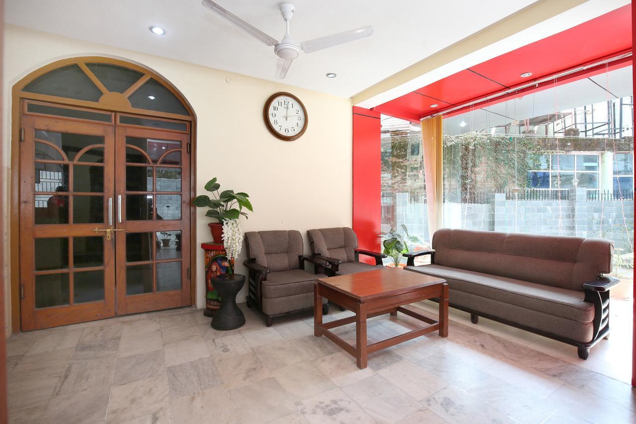 Oyo 9942 Hotel Ravine Dharamshala Extérieur photo
