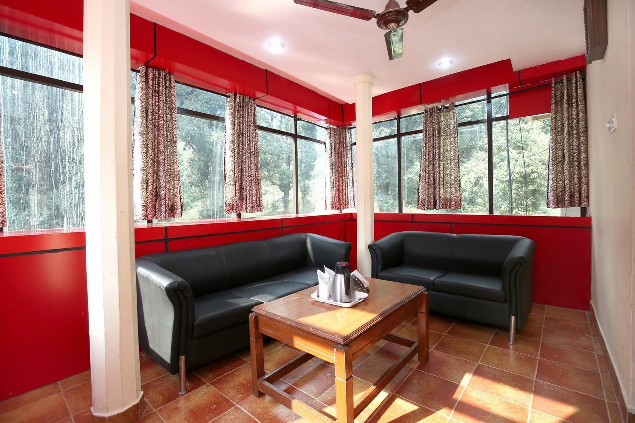 Oyo 9942 Hotel Ravine Dharamshala Extérieur photo